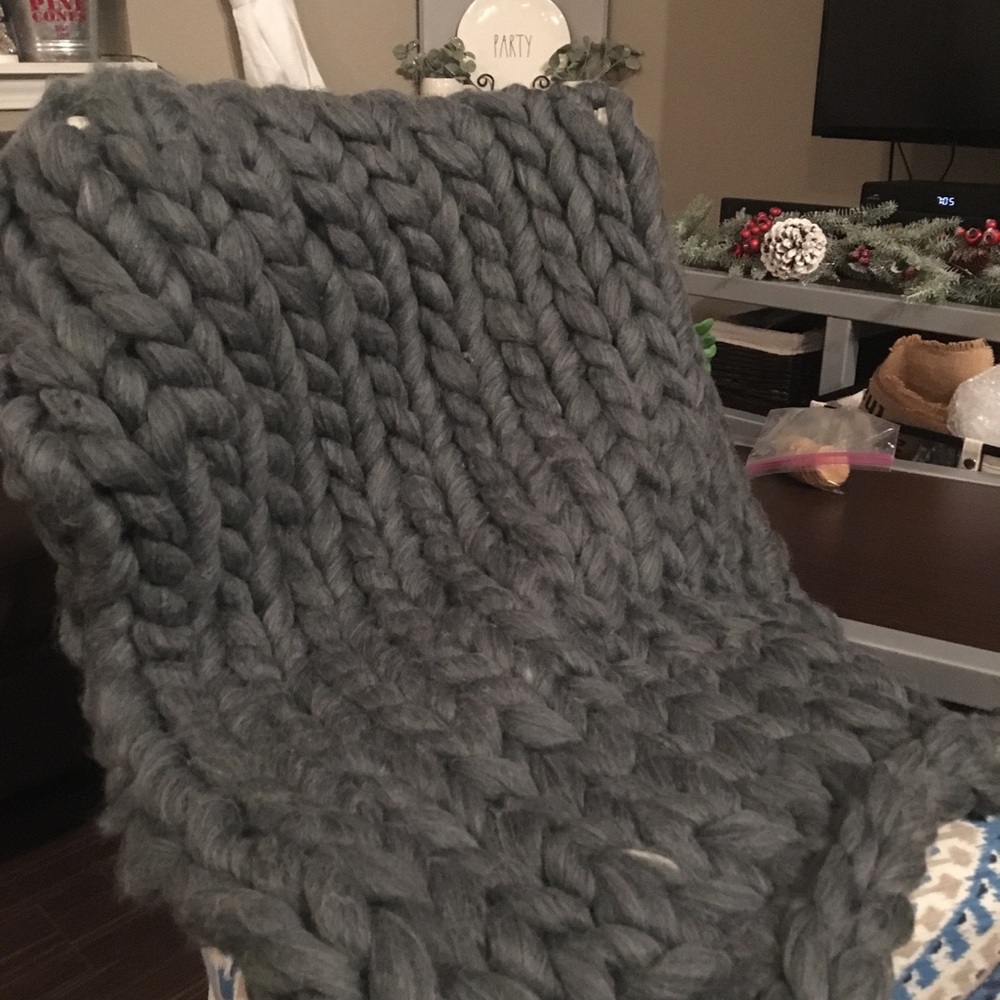 Chunky knit blanket